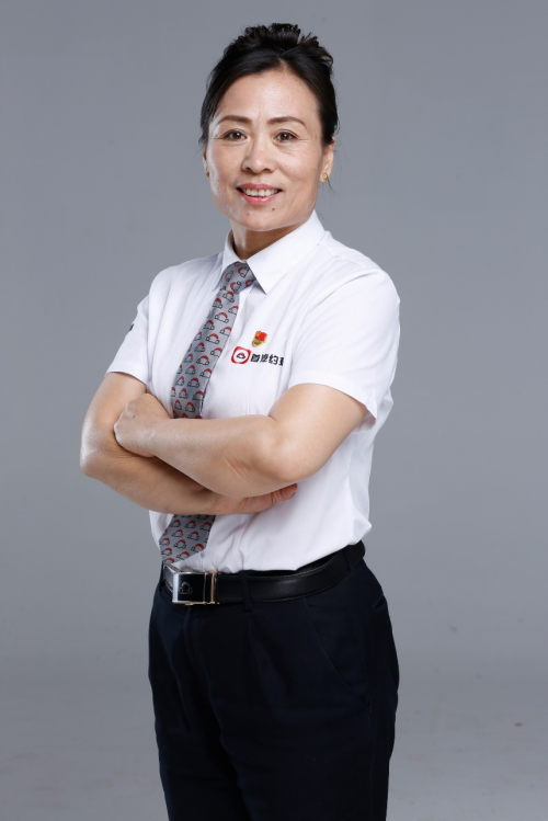 是北京市劳模也是全国首届敬老志愿者 这位首汽约车司机是如何做到的？