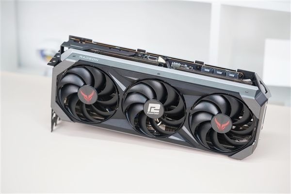 撼讯AMD RX 7900 XTX高温110℃!拆开一看 硅脂凌乱