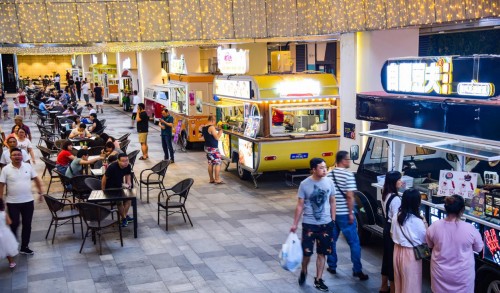 街景JEKEEN:为中国一半省市“制造”夜生活(图4) 街景JEKEEN:为中国一半省市“制造”夜生活(图4)