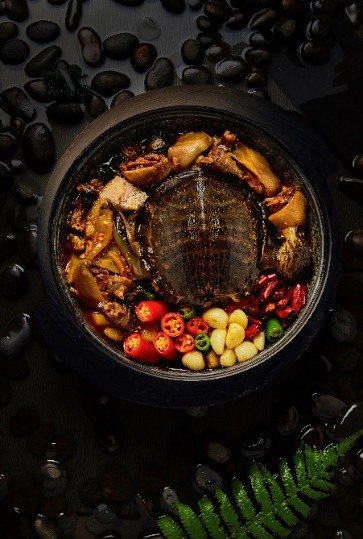 川味融合菜餐厅“椿庐”亮相北京，打造味觉与视觉的双重盛宴(图3)