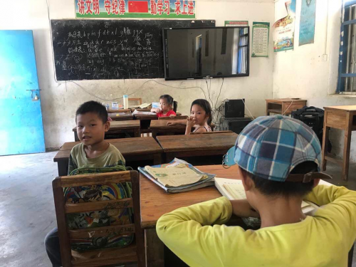 开学第一课:WiFi万能钥匙用公益为孩子打开梦想(图1) 开学第一课:WiFi万能钥匙用公益为孩子打开梦想(图1)