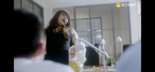 中秋福利要来了，员工一改往常不再吐槽，真相让人感动(图3)