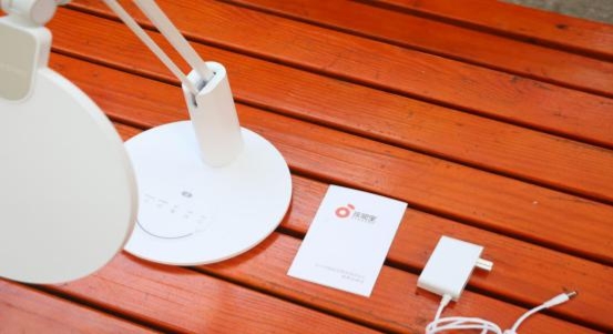 孩视宝：全光谱护眼台灯给孩子创造自然光阅读环境(图3)