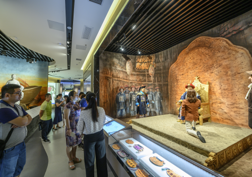 工业+文化+旅游融合发展，助推皇爷文化产业升级(图1)