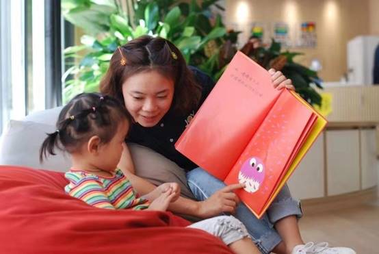 懂教育的社区图书馆 JRC阅有意思大悦城店开业(图6) 懂教育的社区图书馆 JRC阅有意思大悦城店开业(图6)