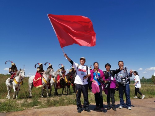 中国报道“祖国,你好”主题摄影大赛京津冀赛区在中国马镇启动(图4) 中国报道“祖国,你好”主题摄影大赛京津冀赛区在中国马镇启动(图4)