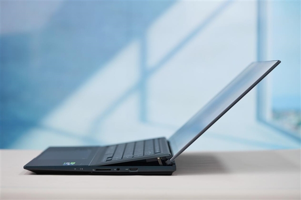 CPU、内存合二为一！华硕灵耀X Ultra图赏(图11)