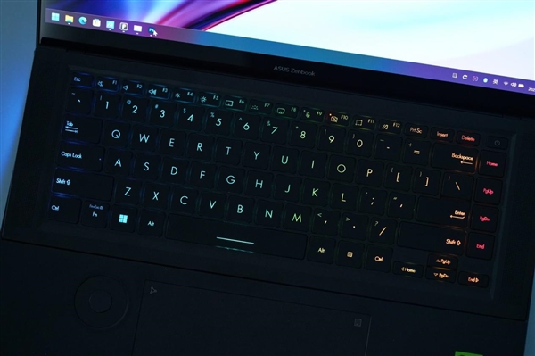 CPU、内存合二为一！华硕灵耀X Ultra图赏(图24)