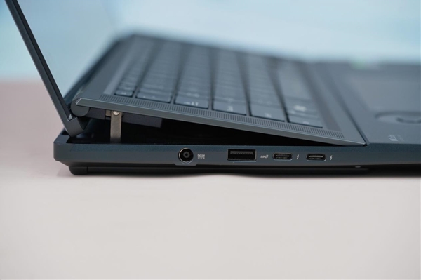 CPU、内存合二为一！华硕灵耀X Ultra图赏(图21)