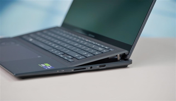 CPU、内存合二为一！华硕灵耀X Ultra图赏(图19)