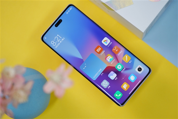 绝美双拼色+仿生双眸！小米Civi 3玫瑰紫图赏(图3)