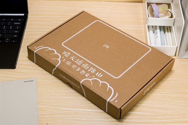 中兴晴天墙面路由器上手:新一代WiFi 6穿墙神器(图1) 中兴晴天墙面路由器上手:新一代WiFi 6穿墙神器(图1)