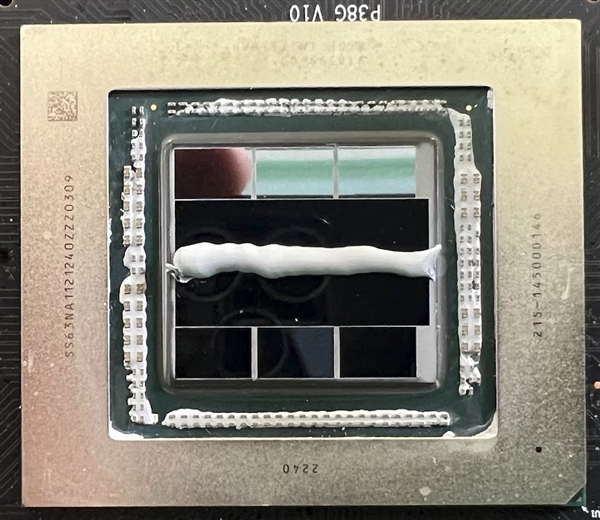 撼讯AMD RX 7900 XTX高温110℃!拆开一看 硅脂凌乱(图7) 撼讯AMD RX 7900 XTX高温110℃!拆开一看 硅脂凌乱(图7)