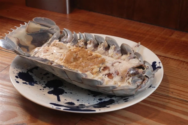 台湾大王具足虫拉面341元一碗 学者:海蟑螂远亲 可能会中毒(图2) 台湾大王具足虫拉面341元一碗 学者:海蟑螂远亲 可能会中毒(图2)