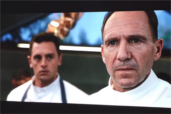 家用4k投影仪选哪个品牌好 当贝F6带来的超越期待的观影体验(图1) 家用4k投影仪选哪个品牌好 当贝F6带来的超越期待的观影体验(图1)