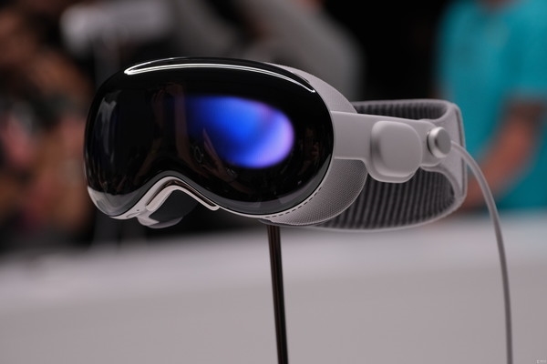 苹果MR眼镜Vision Pro成本曝光:1500美元 屏幕占一半(图6) 苹果MR眼镜Vision Pro成本曝光:1500美元 屏幕占一半(图6)