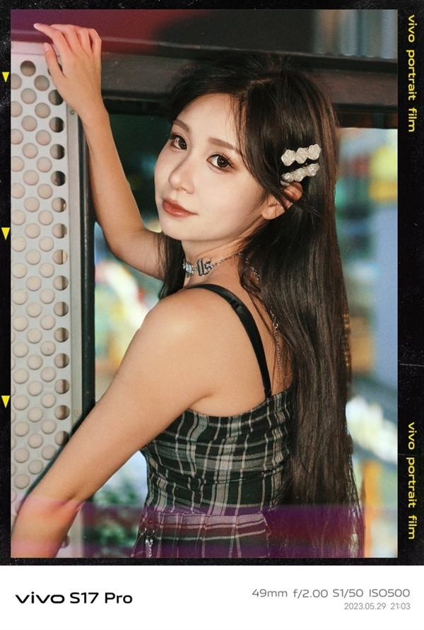 vivo S17 Pro实拍模特:每一张照片都惊为天人(图6) vivo S17 Pro实拍模特:每一张照片都惊为天人(图6)