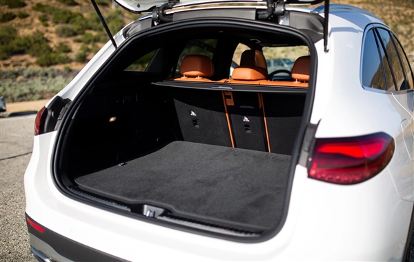 23款奔驰GLC评测(图13) 23款奔驰GLC评测(图13)